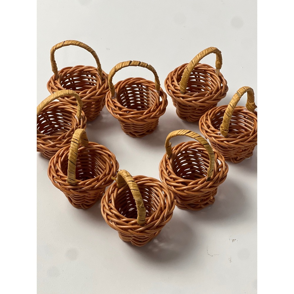 Set of 8 Miniature Woven Wicker Baskets with Handles Tiny Craft Decor 1.5 Inch